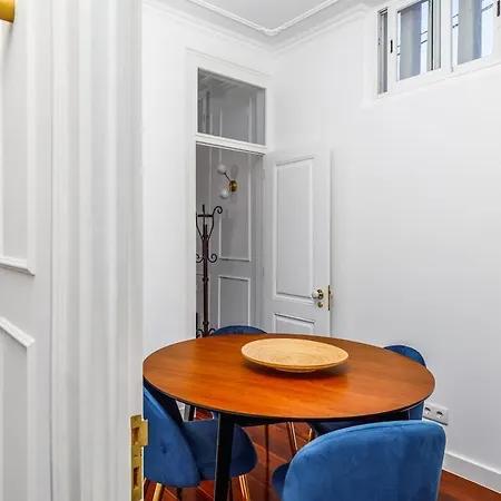 Olarias Blue In Center By Homeful Homes Apartman