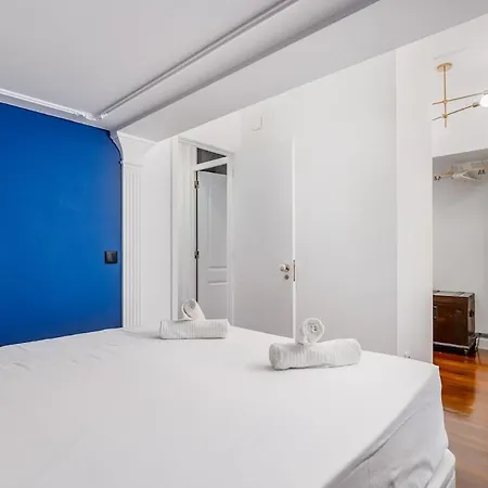 Olarias Blue In Center By Homeful Homes * Lissabon