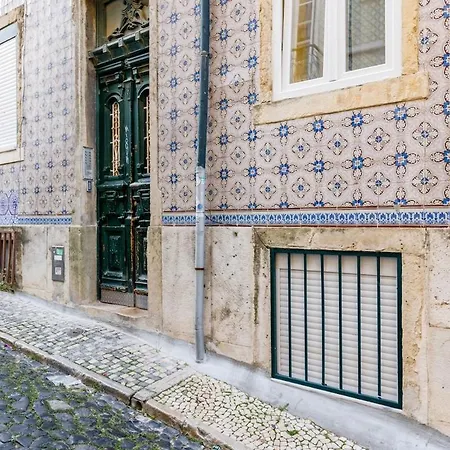 Olarias Blue In Center By Homeful Homes * Lissabon